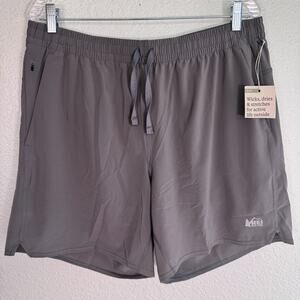 REI Active Pursuits Shorts Mens Large Active Athletic Gym Unlined UPF 50 NEW 7"